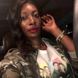 Meet your Posher, Jennifer